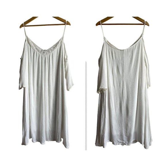 New! NAIF White V-Neck Gauzy Cold Shoulder Dress Size 2X - Picture 1 of 12